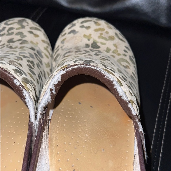 Dansko Metallic Animal Print Tan Clogs - Picture 3 of 9